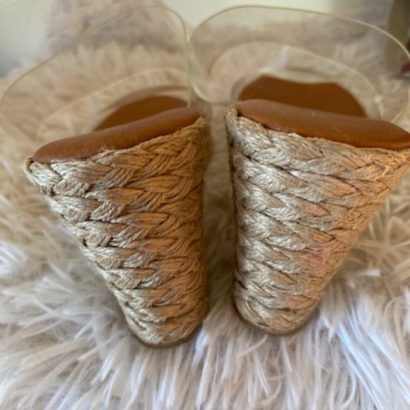 Andre Assous Bella Wedge Sandal - Picture 9 of 10